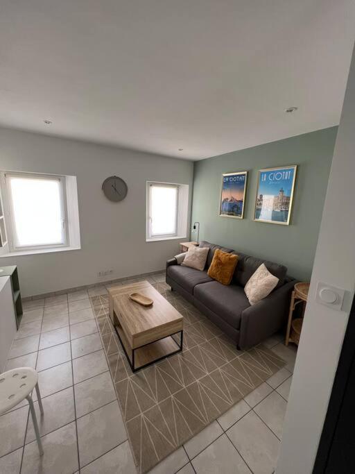 Appartement Climatise En Bord De Mer La Ciotat Exterior photo